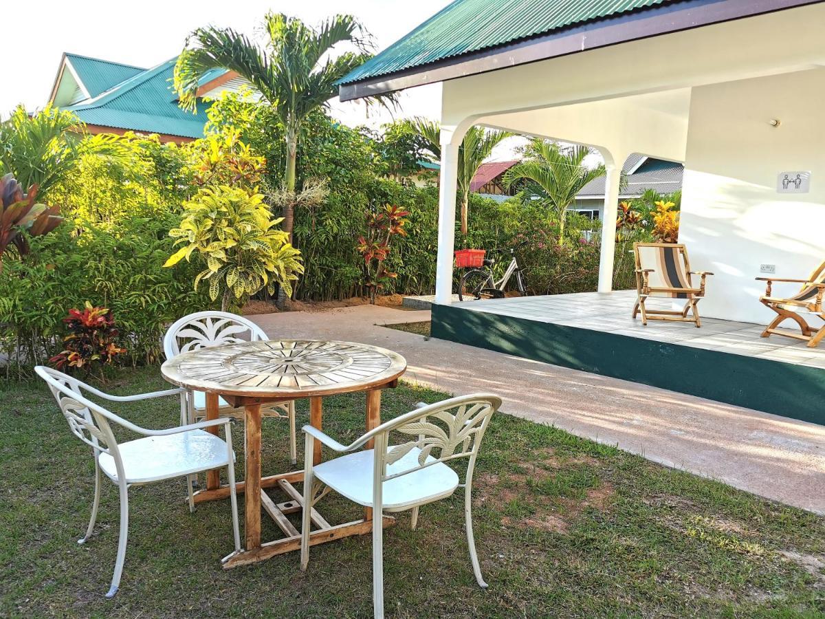 Chez Marva Grande Villa Coco 3 A 12 Personnes La Digue Exterior foto